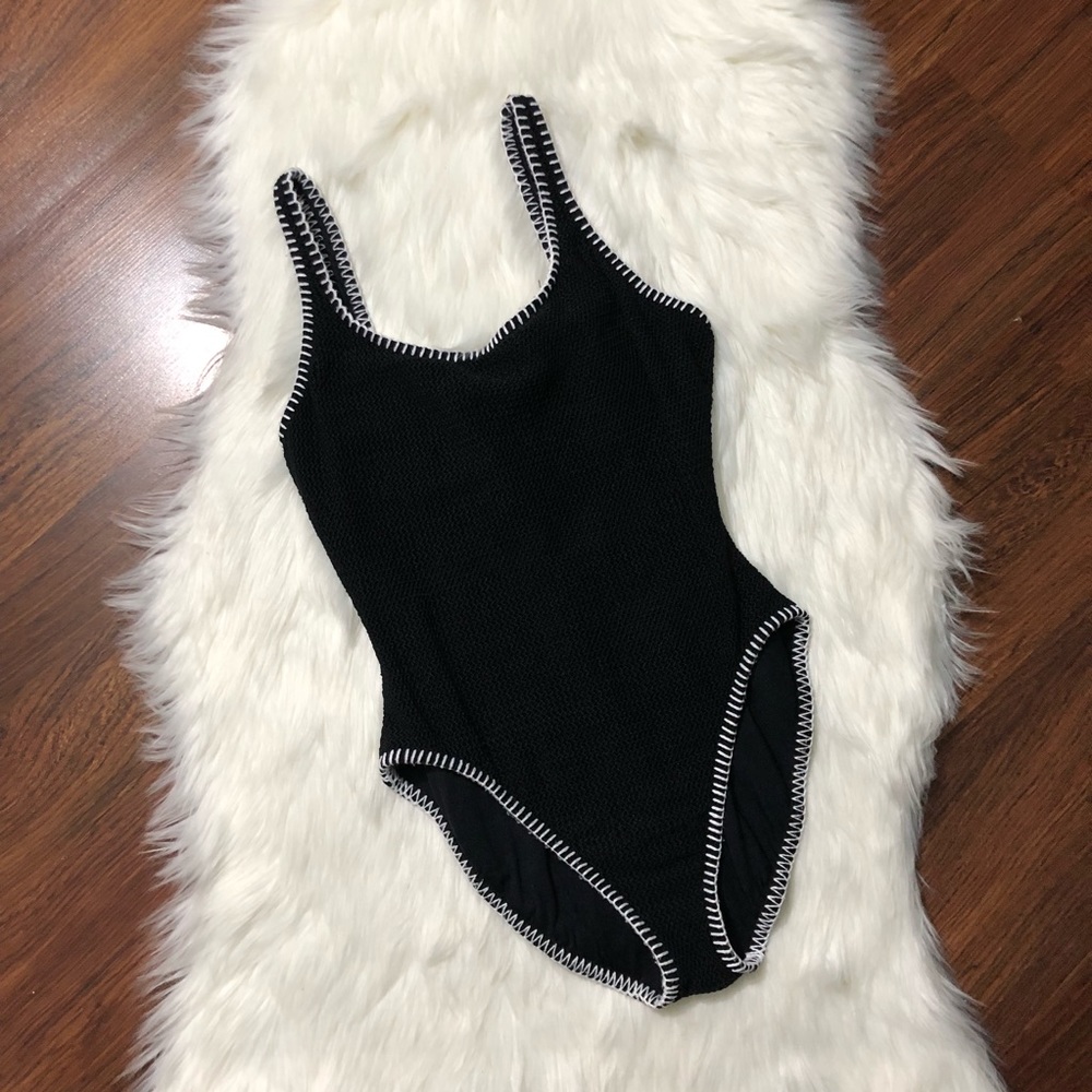 🌻SOLD🌻 Vintage // Sessa // black one-piece suit